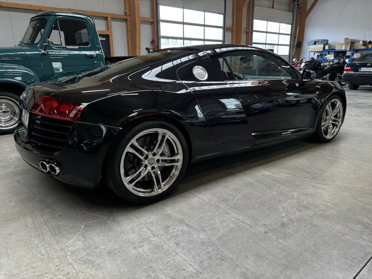 Audi R8 4.2 FSI V8 quattro Coupé - Xe hơi: hình 5 Audi R8 4.2 FSI V8 quattro Coupé - Xe hơi: hình 5