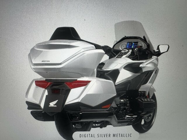 HONDA Goldwing GL 1800 DCT Tour 50th Anniversary - Xe máy: hình 2 HONDA Goldwing GL 1800 DCT Tour 50th Anniversary - Xe máy: hình 2