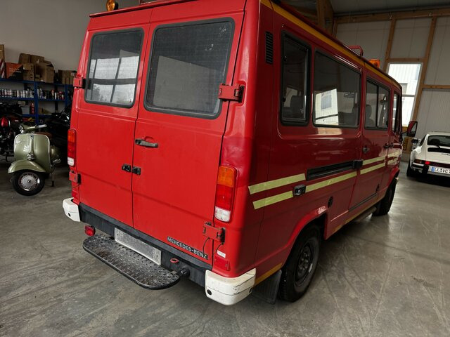MERCEDES-BENZ T1 310 D Bremer Kombi Feuerwehr1. Hand - Xe hơi: hình 4 MERCEDES-BENZ T1 310 D Bremer Kombi Feuerwehr1. Hand - Xe hơi: hình 4