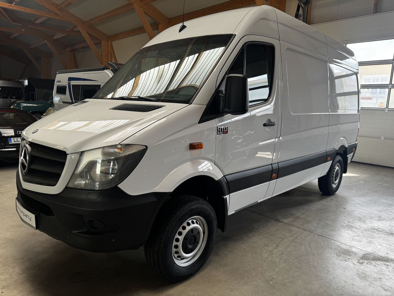 Mercedes-Benz Sprinter 319 CDI 4x4 3.0 V6 Untersetzung 1a! - Xe van cắm trại: hình 1 Mercedes-Benz Sprinter 319 CDI 4x4 3.0 V6 Untersetzung 1a! - Xe van cắm trại: hình 1