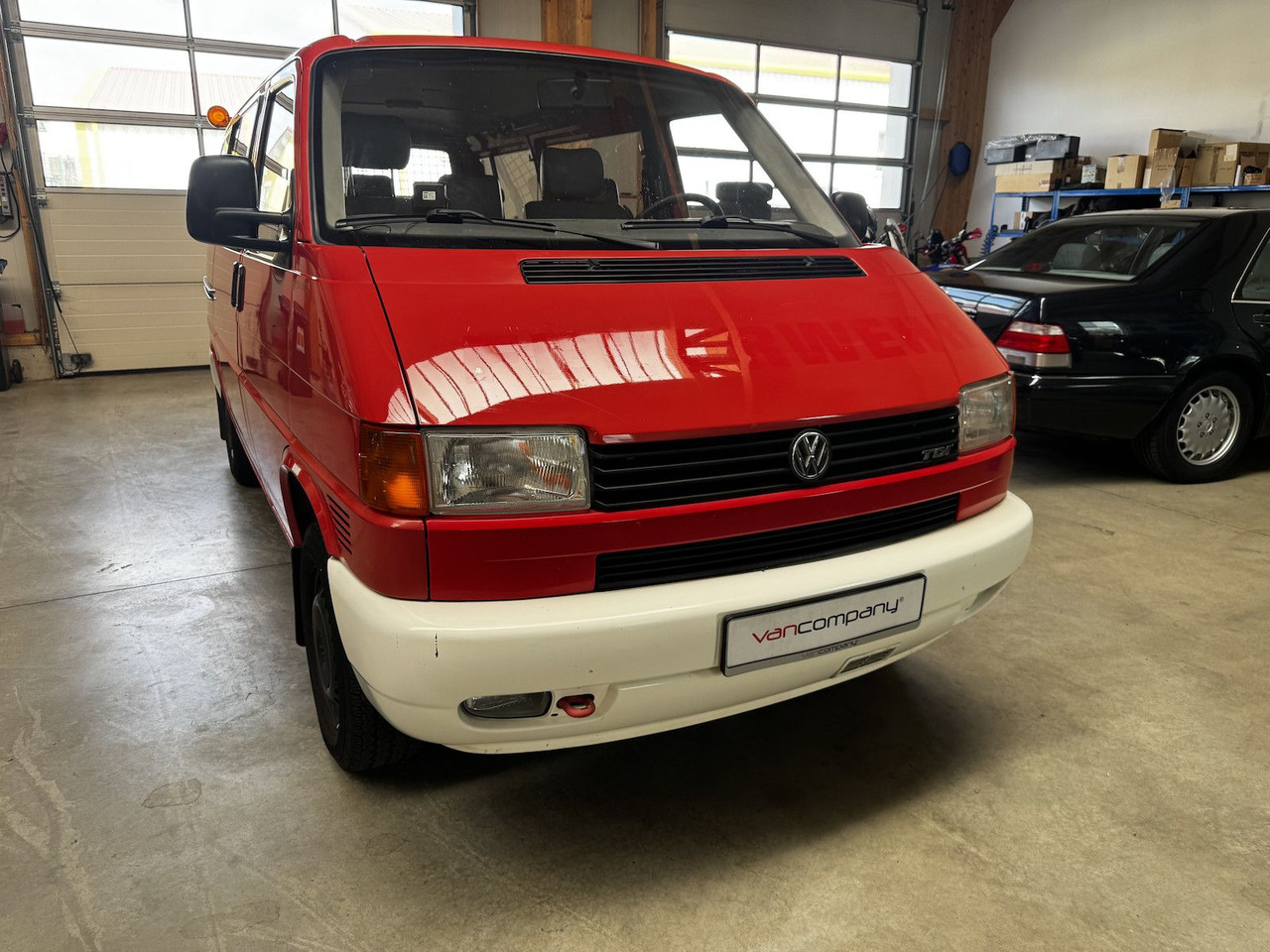 Volkswagen T4 2.5 TDI Syncro 4x4 7-Sitzer 1. Hand! - Xe van chở khách: hình 3 Volkswagen T4 2.5 TDI Syncro 4x4 7-Sitzer 1. Hand! - Xe van chở khách: hình 3