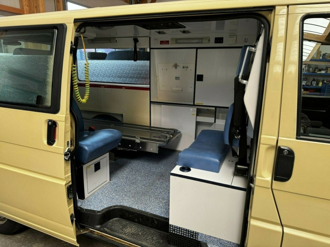 Xe van chở hàng Volkswagen T4 2.5 TDI Syncro 4x4 lang 1. Hand!: hình 13