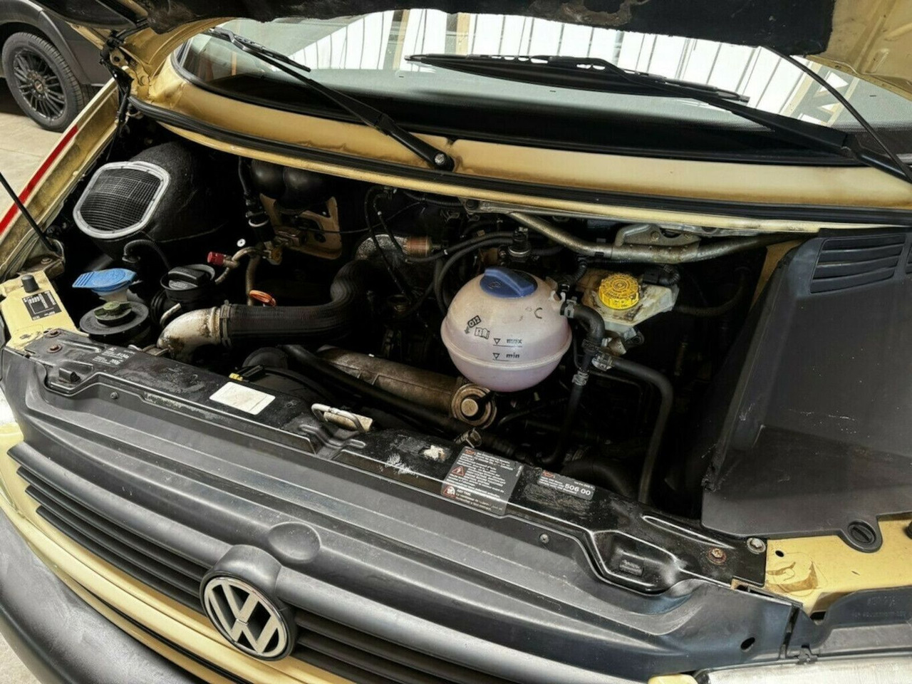 Xe van chở hàng Volkswagen T4 2.5 TDI Syncro 4x4 lang 1. Hand!: hình 25