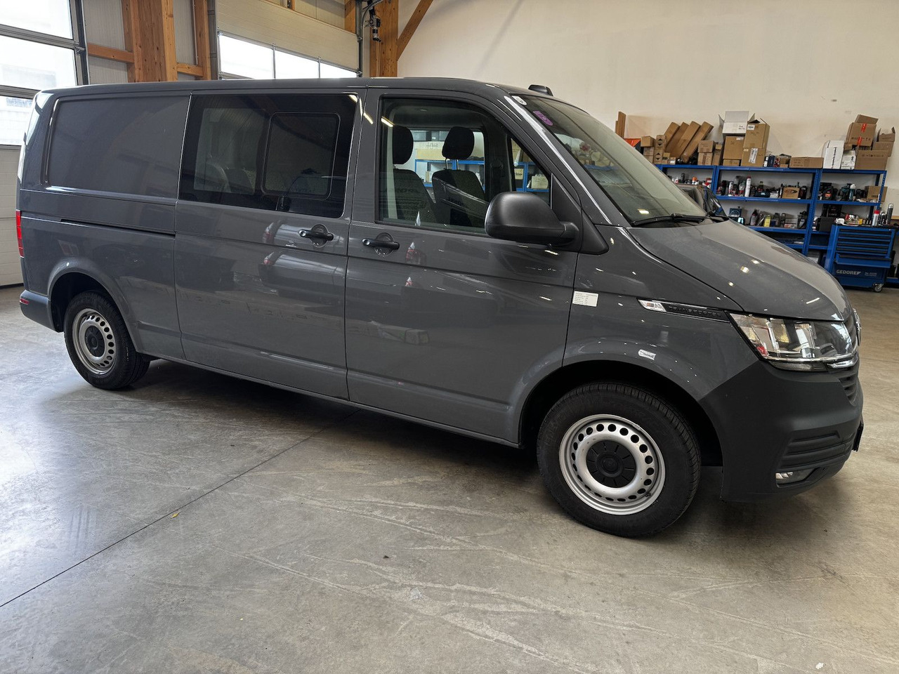 Volkswagen T6.1 lang 5-Sitzer 2.0 TDI 4Motion - Xe hơi: hình 5 Volkswagen T6.1 lang 5-Sitzer 2.0 TDI 4Motion - Xe hơi: hình 5