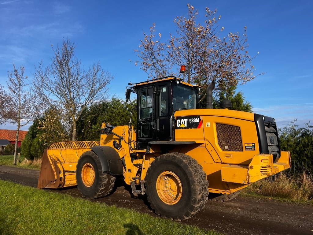 CAT 938M - Máy xúc lật bánh lốp: hình 3 CAT 938M - Máy xúc lật bánh lốp: hình 3