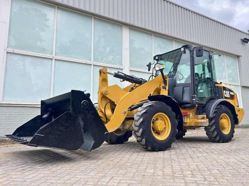 Cat 906 M 2016 - Máy xúc lật bánh lốp: hình 2 Cat 906 M 2016 - Máy xúc lật bánh lốp: hình 2