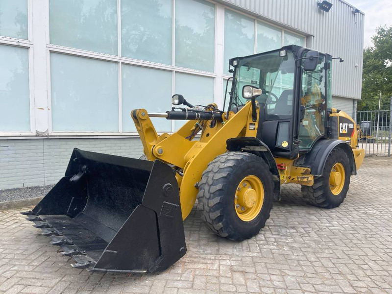 Cat 906 M 2018 - Máy xúc lật bánh lốp: hình 1 Cat 906 M 2018 - Máy xúc lật bánh lốp: hình 1