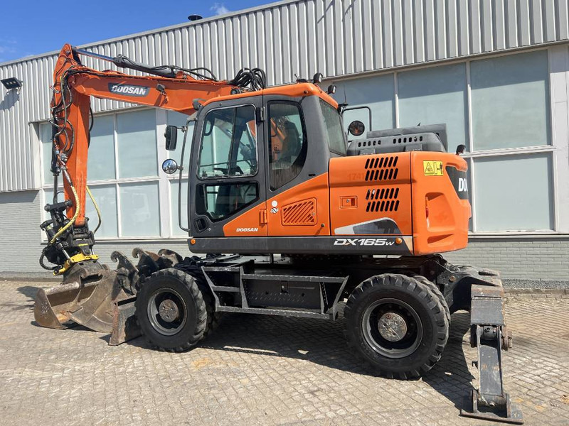 Doosan DX 165 W-5 2017 8450 H ENGCON ROTOTILT - Máy xúc bánh lốp: hình 4 Doosan DX 165 W-5 2017 8450 H ENGCON ROTOTILT - Máy xúc bánh lốp: hình 4