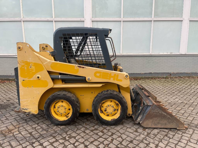 Gehl 3840 E 2015 - Máy xúc lật đa năng: hình 5 Gehl 3840 E 2015 - Máy xúc lật đa năng: hình 5