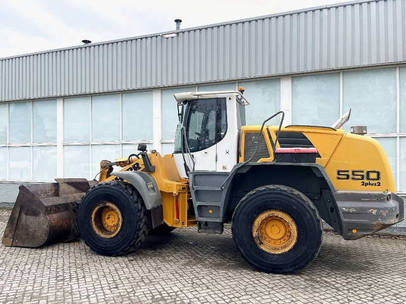 Liebherr L550 - Máy xúc lật bánh lốp: hình 4 Liebherr L550 - Máy xúc lật bánh lốp: hình 4