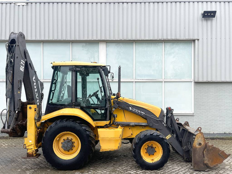 Volvo BL71 CE - Máy xúc trước múc sau: hình 5 Volvo BL71 CE - Máy xúc trước múc sau: hình 5