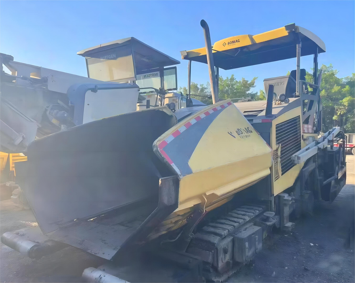 BOMAG BF800C Asphalt Paver Machine Used Asphalt Paver - Máy lát nhựa đường: hình 3 BOMAG BF800C Asphalt Paver Machine Used Asphalt Paver - Máy lát nhựa đường: hình 3