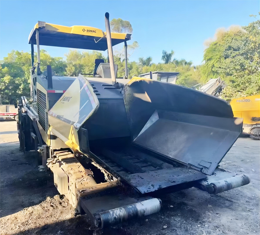 BOMAG BF800C Asphalt Paver Machine Used Asphalt Paver - Máy lát nhựa đường: hình 2 BOMAG BF800C Asphalt Paver Machine Used Asphalt Paver - Máy lát nhựa đường: hình 2