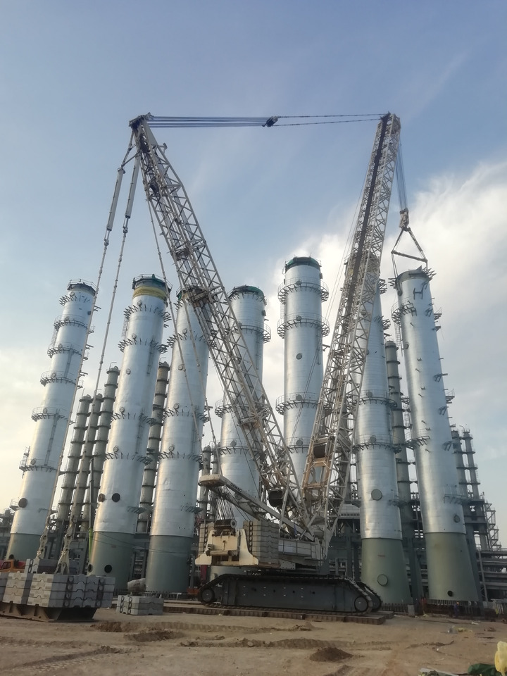 DEMAG CC6800-1 Construction Site Lifting Machine 1250t Second Hand Heavy Duty Crawler Crane Price - Cần cẩu bánh xích: hình 2 DEMAG CC6800-1 Construction Site Lifting Machine 1250t Second Hand Heavy Duty Crawler Crane Price - Cần cẩu bánh xích: hình 2