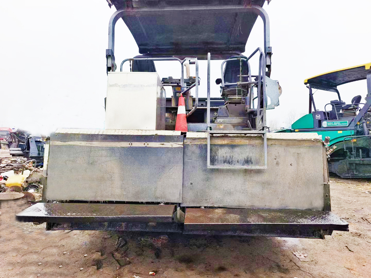 VOGELE S1800-2 Asphalt And Paver Driveway Best Sand To Use For Pavers - Máy lát nhựa đường: hình 3 VOGELE S1800-2 Asphalt And Paver Driveway Best Sand To Use For Pavers - Máy lát nhựa đường: hình 3