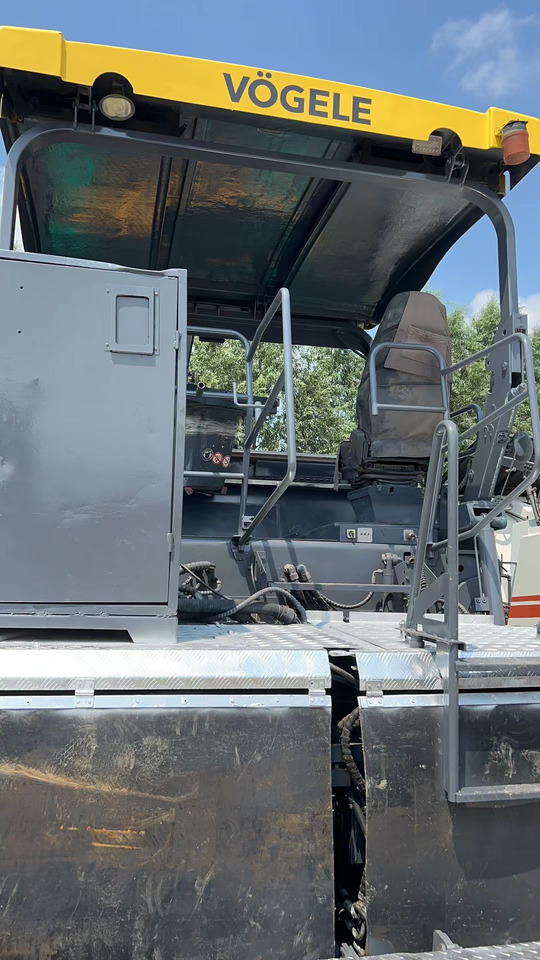 VOGELE S1880-3L Used paver laying machine 10m concrete road asphalt paver - Máy lát nhựa đường: hình 5 VOGELE S1880-3L Used paver laying machine 10m concrete road asphalt paver - Máy lát nhựa đường: hình 5