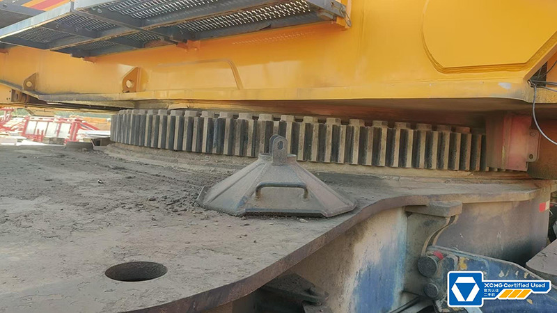 Cần cẩu bánh xích XCMG 500 tons 2016 XGC500 used lift machine crane with crawler for sale: hình 6