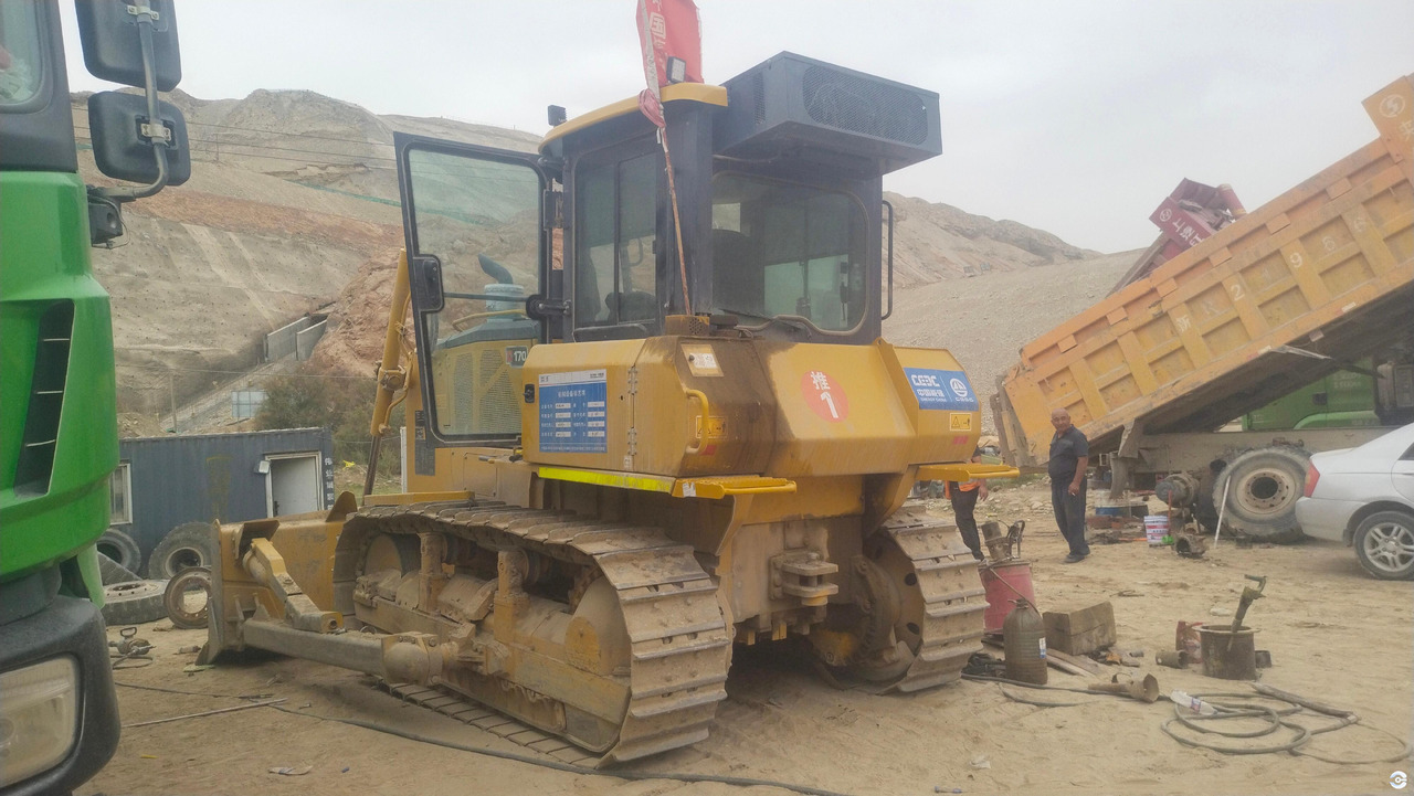 XCMG D170 used small bulldozer dozer hydraulic price - Máy ủi: hình 5 XCMG D170 used small bulldozer dozer hydraulic price - Máy ủi: hình 5