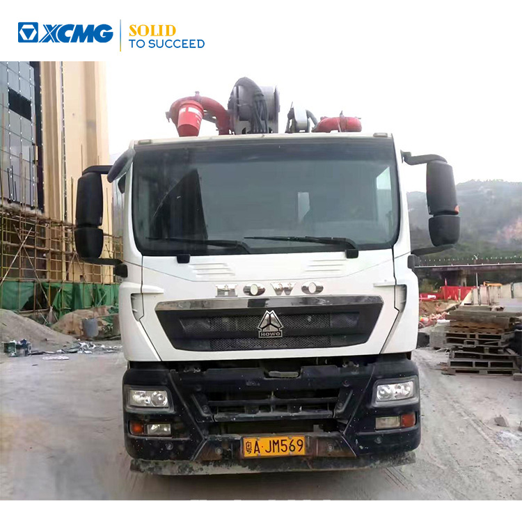 XCMG Manufacturer Concrete Pump Machine HB43V Used 43m HOWO Small Concrete Pumps Truck For Sale - Xe bơm bê tông: hình 1 XCMG Manufacturer Concrete Pump Machine HB43V Used 43m HOWO Small Concrete Pumps Truck For Sale - Xe bơm bê tông: hình 1