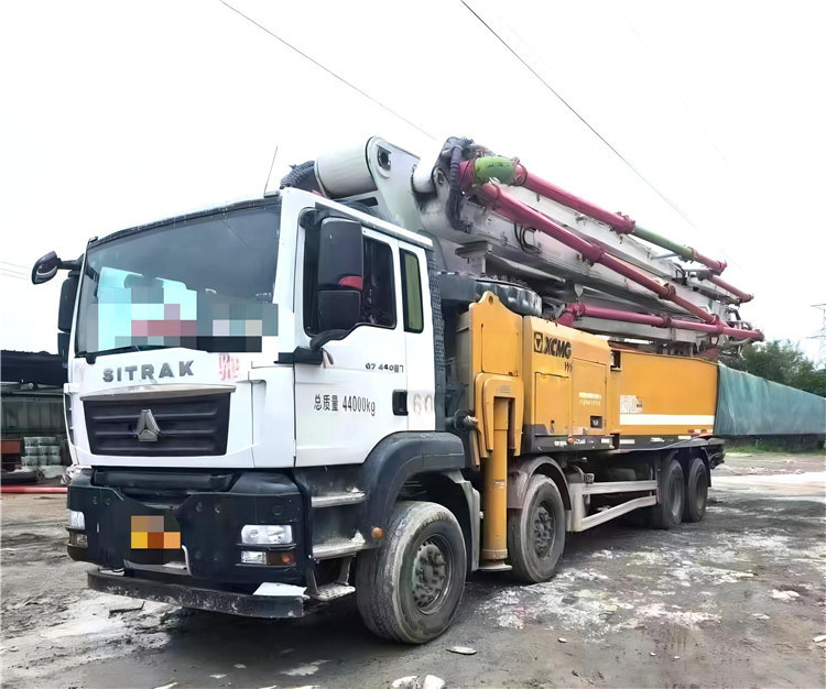 XCMG Official 2021 Year Hb62V Construction Machinery 62m Used Concrete Pump Truck for Sale - Xe bơm bê tông: hình 3 XCMG Official 2021 Year Hb62V Construction Machinery 62m Used Concrete Pump Truck for Sale - Xe bơm bê tông: hình 3