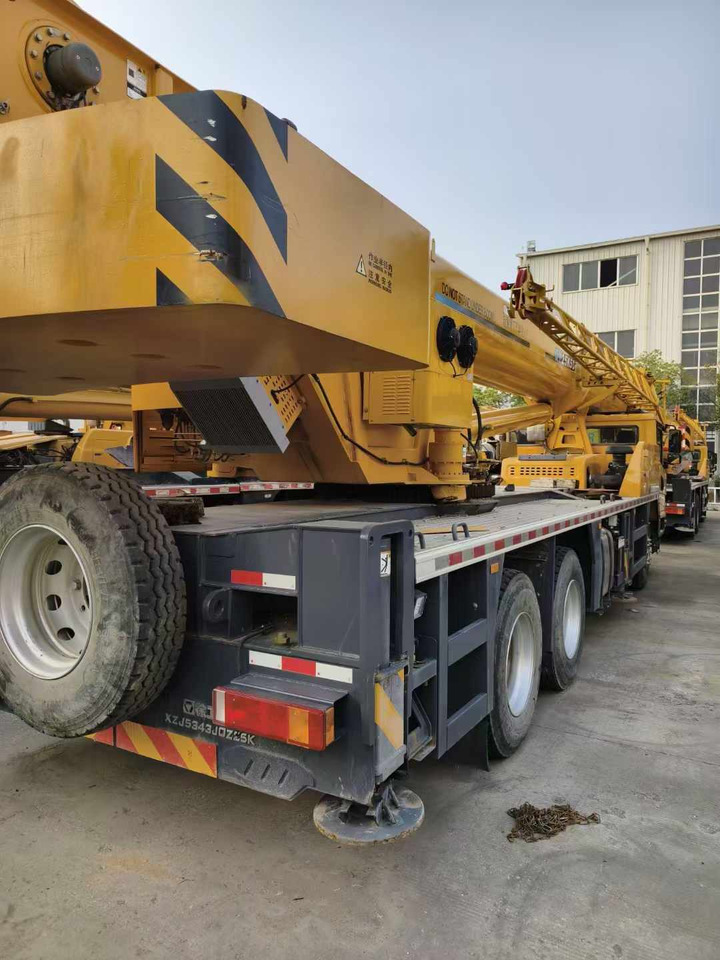 XCMG Official 25 Ton Small Truck Crane QY25K5D-3 Used Mobile Crane Machine With Cheap Price - Cẩu bánh lốp: hình 4 XCMG Official 25 Ton Small Truck Crane QY25K5D-3 Used Mobile Crane Machine With Cheap Price - Cẩu bánh lốp: hình 4