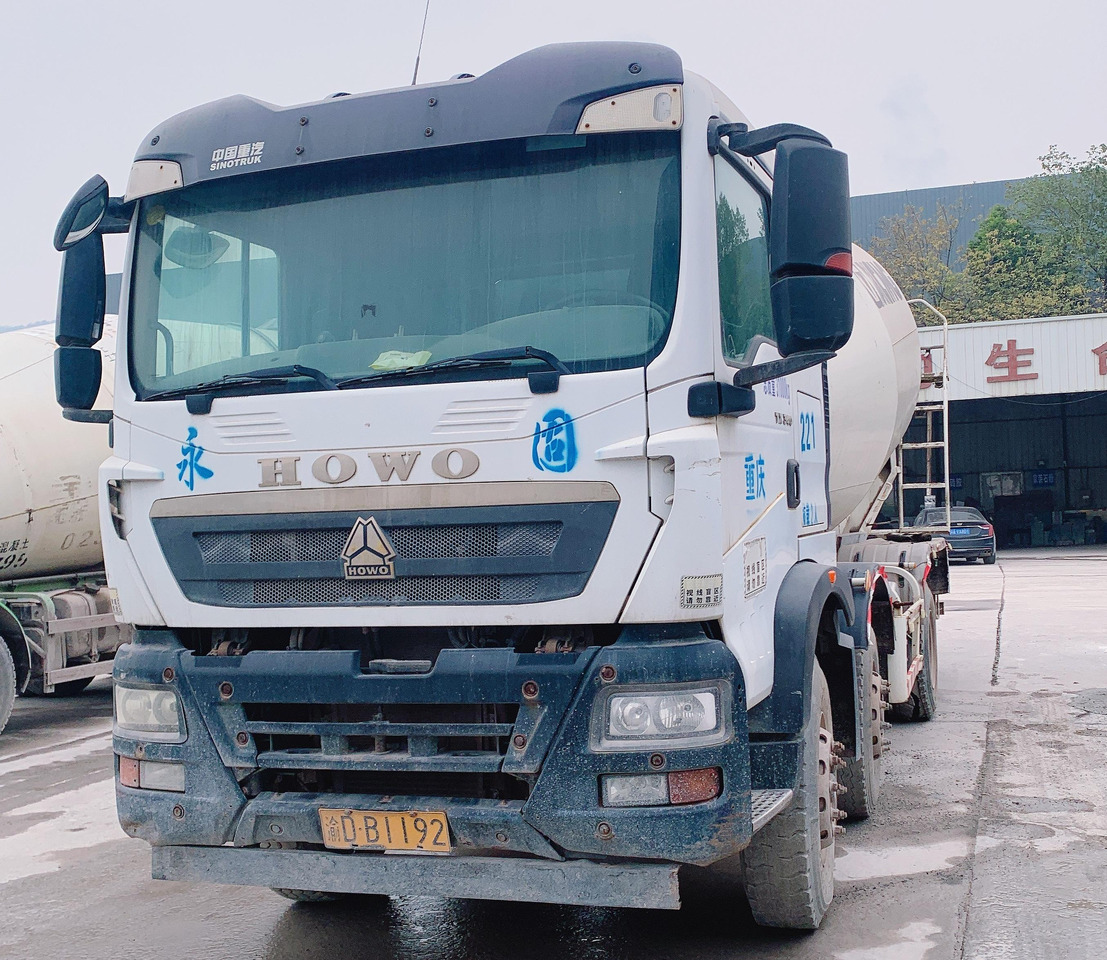 XCMG Official G4806E HOWO Cement Concrete Mixer Used 12 Cubic Meters Concrete Mixer Cement Truck - Xe trộn bê tông: hình 3 XCMG Official G4806E HOWO Cement Concrete Mixer Used 12 Cubic Meters Concrete Mixer Cement Truck - Xe trộn bê tông: hình 3