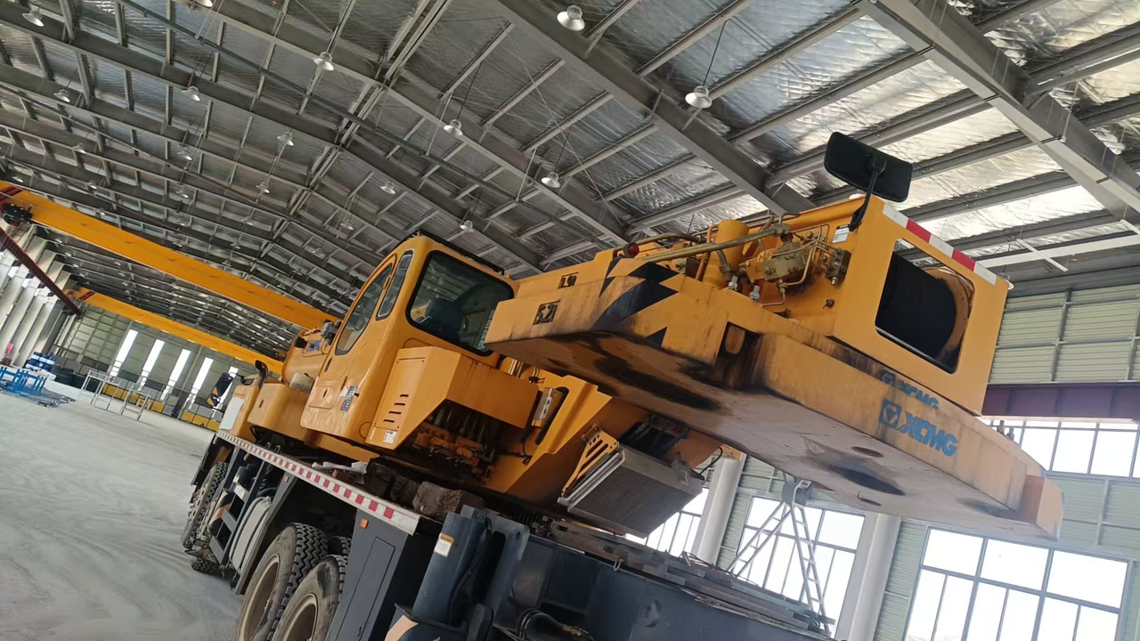 XCMG Official Second Hand 70 Ton Mobile Crane QY70K5D_1 Truck Mounted Crane - Cẩu bánh lốp: hình 3 XCMG Official Second Hand 70 Ton Mobile Crane QY70K5D_1 Truck Mounted Crane - Cẩu bánh lốp: hình 3
