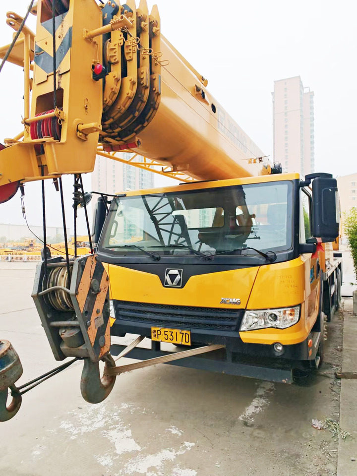 XCMG Official Second Hand Mobile Crane 25 Ton QY25K5D-5 Used Truck Cranes Price - Cẩu bánh lốp: hình 2 XCMG Official Second Hand Mobile Crane 25 Ton QY25K5D-5 Used Truck Cranes Price - Cẩu bánh lốp: hình 2