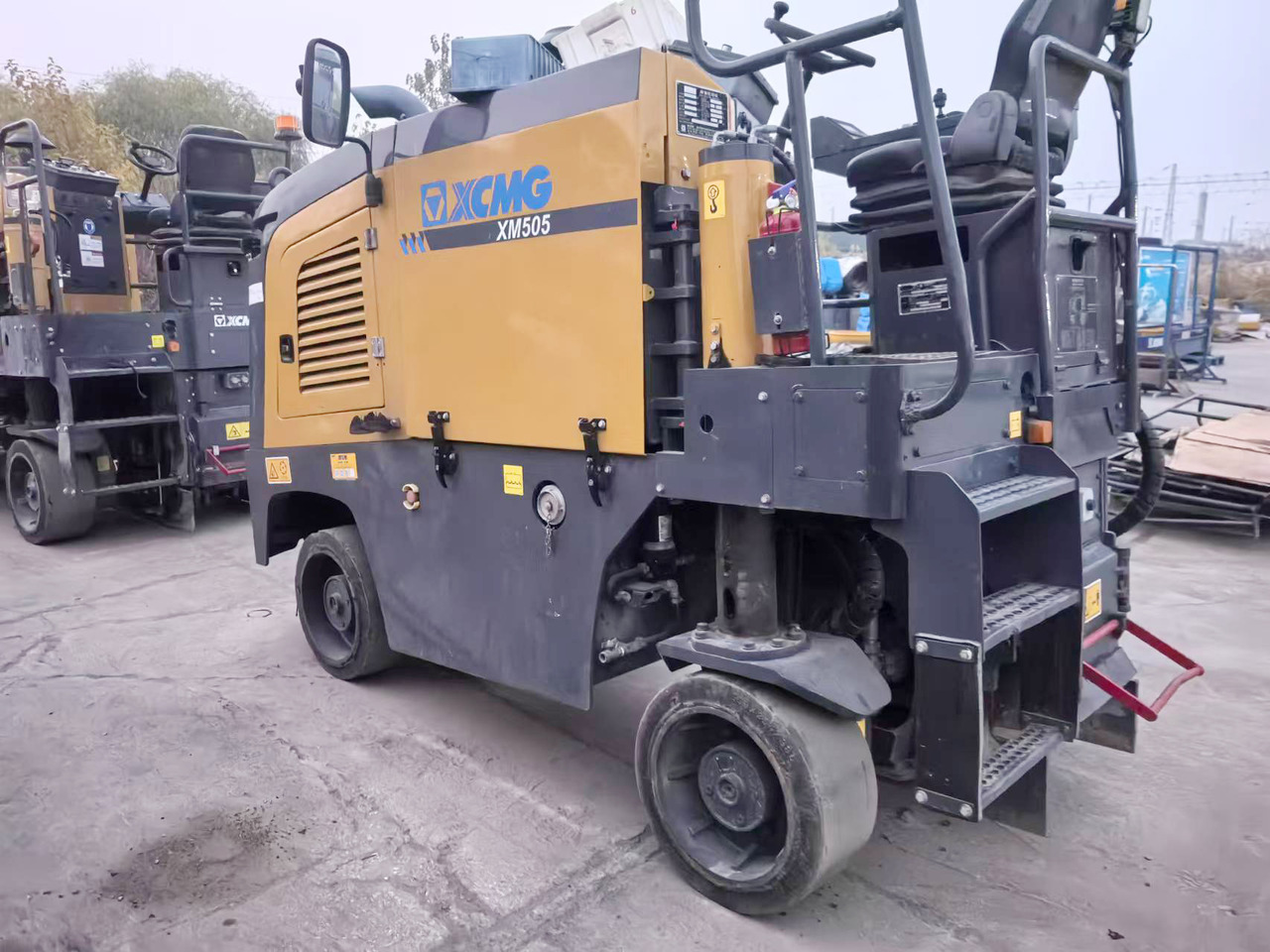 XCMG Official Second Hand Road Building Machine XM505 Small Asphalt Milling Machine For Sale - Máy bào lạnh: hình 3 XCMG Official Second Hand Road Building Machine XM505 Small Asphalt Milling Machine For Sale - Máy bào lạnh: hình 3