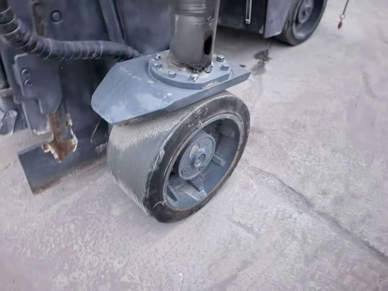 XCMG Official Second Hand Road Building Machine XM505 Small Asphalt Milling Machine For Sale - Máy bào lạnh: hình 4 XCMG Official Second Hand Road Building Machine XM505 Small Asphalt Milling Machine For Sale - Máy bào lạnh: hình 4