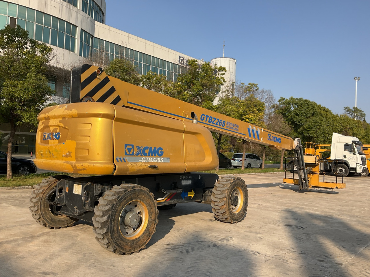 XCMG Official Used Cherry Picker Boom Lift 26m GTBZ26S Aerial Work Platform Price List - Xe nâng người hình viễn vọng kính: hình 3 XCMG Official Used Cherry Picker Boom Lift 26m GTBZ26S Aerial Work Platform Price List - Xe nâng người hình viễn vọng kính: hình 3