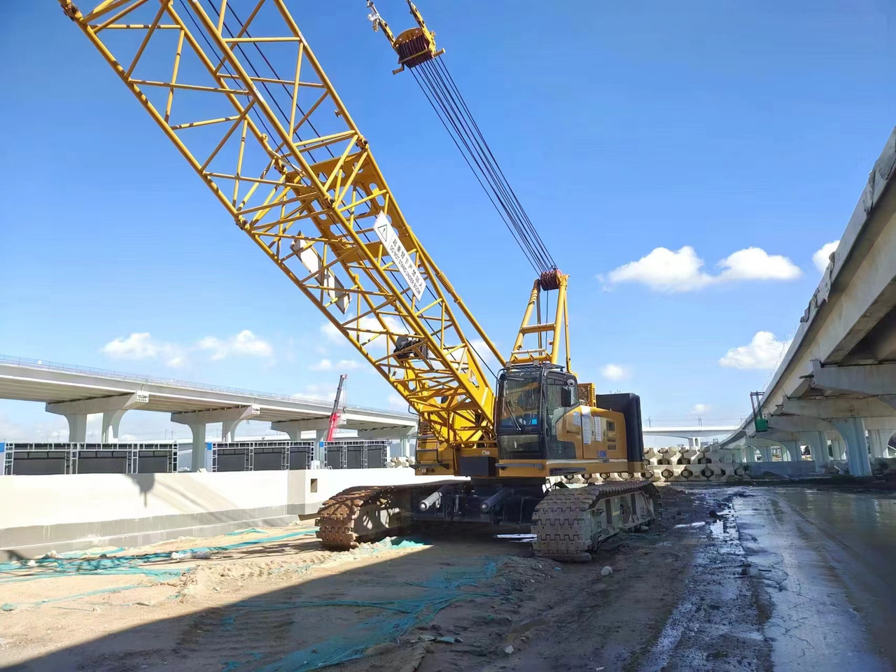 XCMG Official Used Crawler Crane 85 Ton XGC85 Used Mobile Crane With High Quality - Cần cẩu bánh xích: hình 3 XCMG Official Used Crawler Crane 85 Ton XGC85 Used Mobile Crane With High Quality - Cần cẩu bánh xích: hình 3