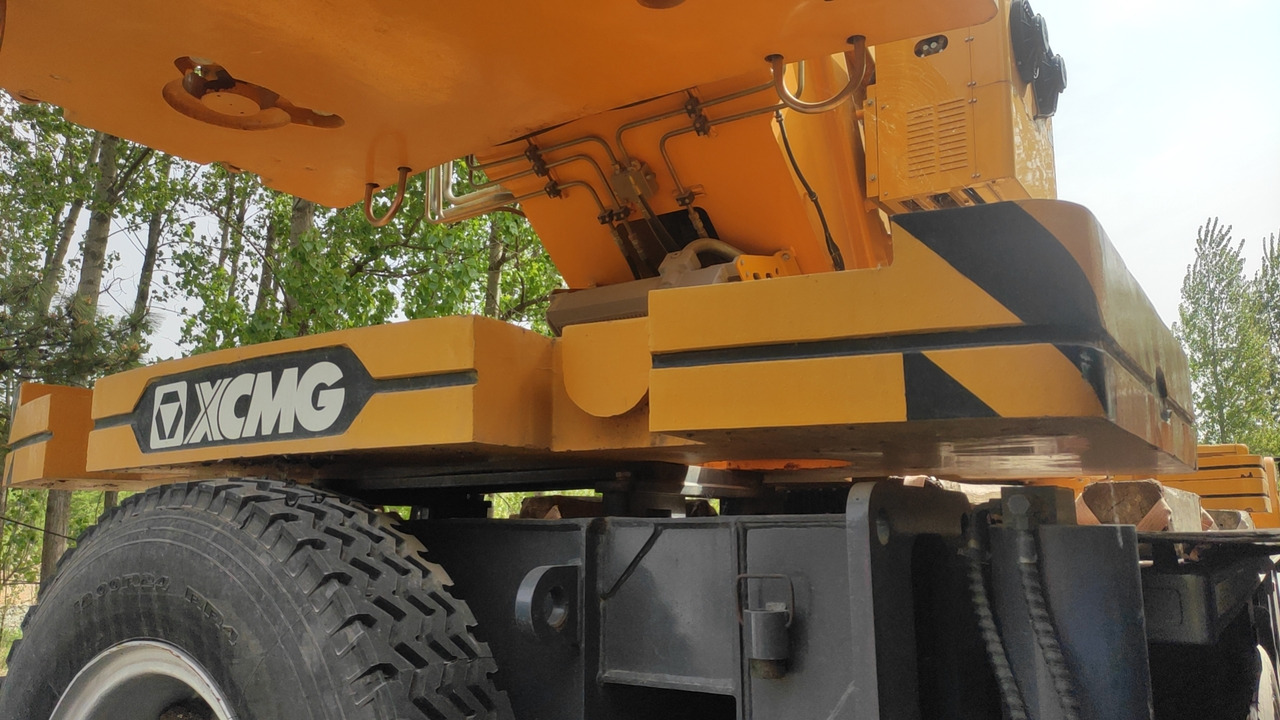 XCMG Official Used Mobile Crane QY80K5C 80 Ton Pickup Truck Crane - Cẩu bánh lốp: hình 5 XCMG Official Used Mobile Crane QY80K5C 80 Ton Pickup Truck Crane - Cẩu bánh lốp: hình 5