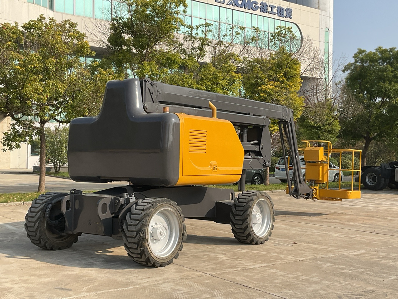 XCMG Official Used Self Propelled Boom Lift GTBZ18 18m Cherry Picker Price List - Xe nâng người nhiều khớp nối: hình 2 XCMG Official Used Self Propelled Boom Lift GTBZ18 18m Cherry Picker Price List - Xe nâng người nhiều khớp nối: hình 2