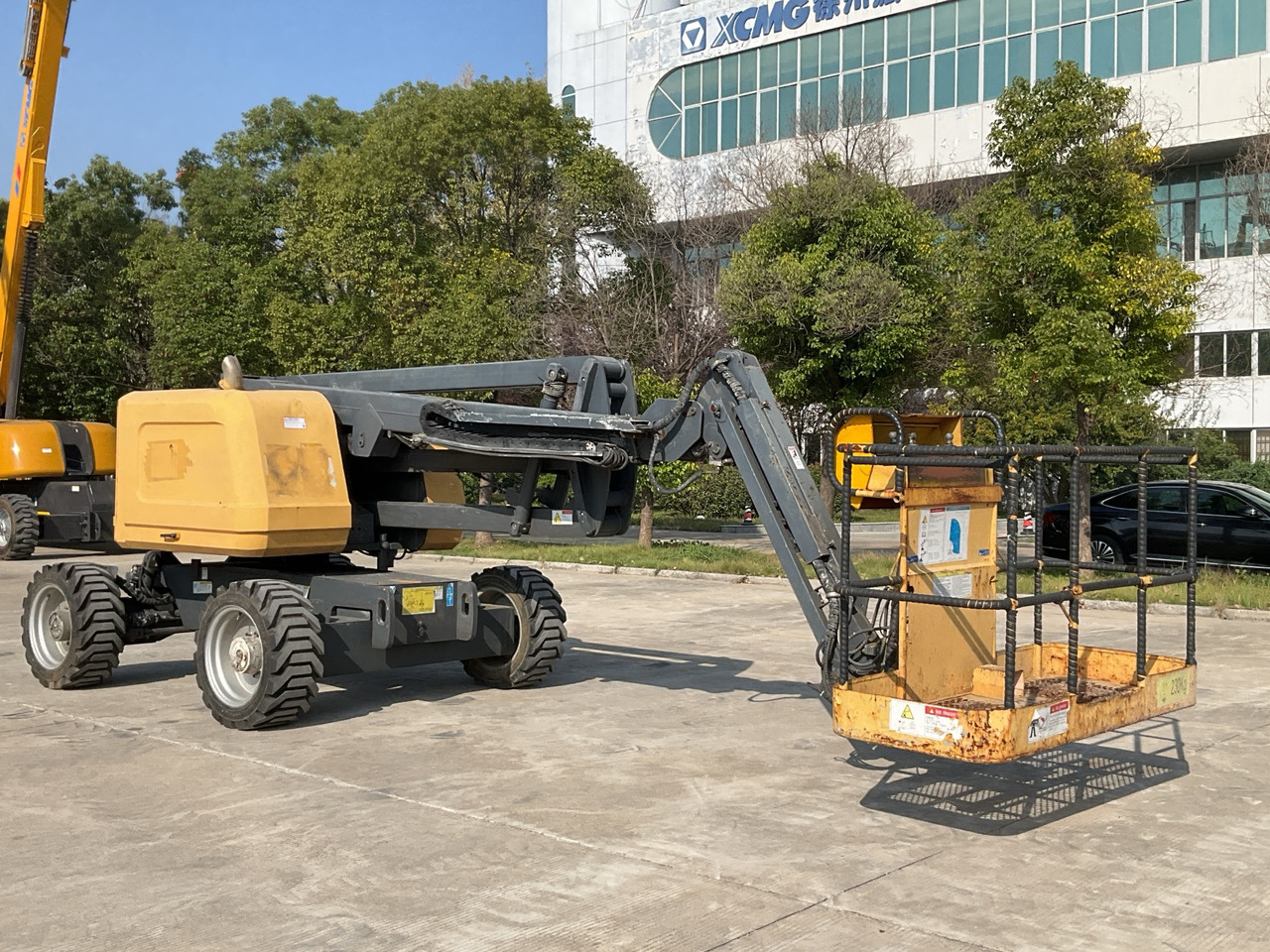 XCMG Official Used Telescopic Boom Lift GTBZ14 14m Aerial Work Platforms For Sale - Xe nâng người nhiều khớp nối: hình 4 XCMG Official Used Telescopic Boom Lift GTBZ14 14m Aerial Work Platforms For Sale - Xe nâng người nhiều khớp nối: hình 4