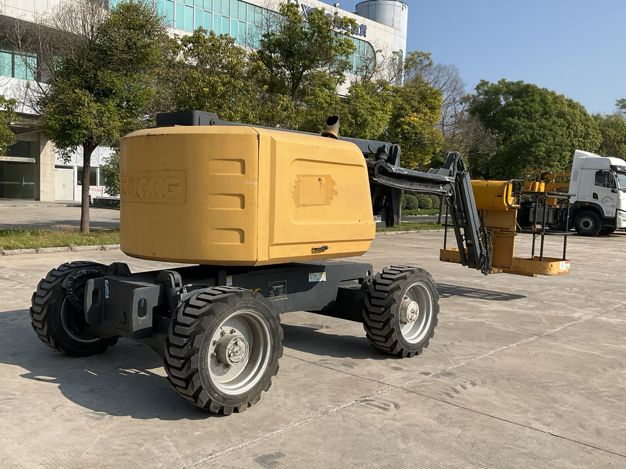 XCMG Official Used Telescopic Boom Lift GTBZ14 14m Aerial Work Platforms For Sale - Xe nâng người nhiều khớp nối: hình 2 XCMG Official Used Telescopic Boom Lift GTBZ14 14m Aerial Work Platforms For Sale - Xe nâng người nhiều khớp nối: hình 2
