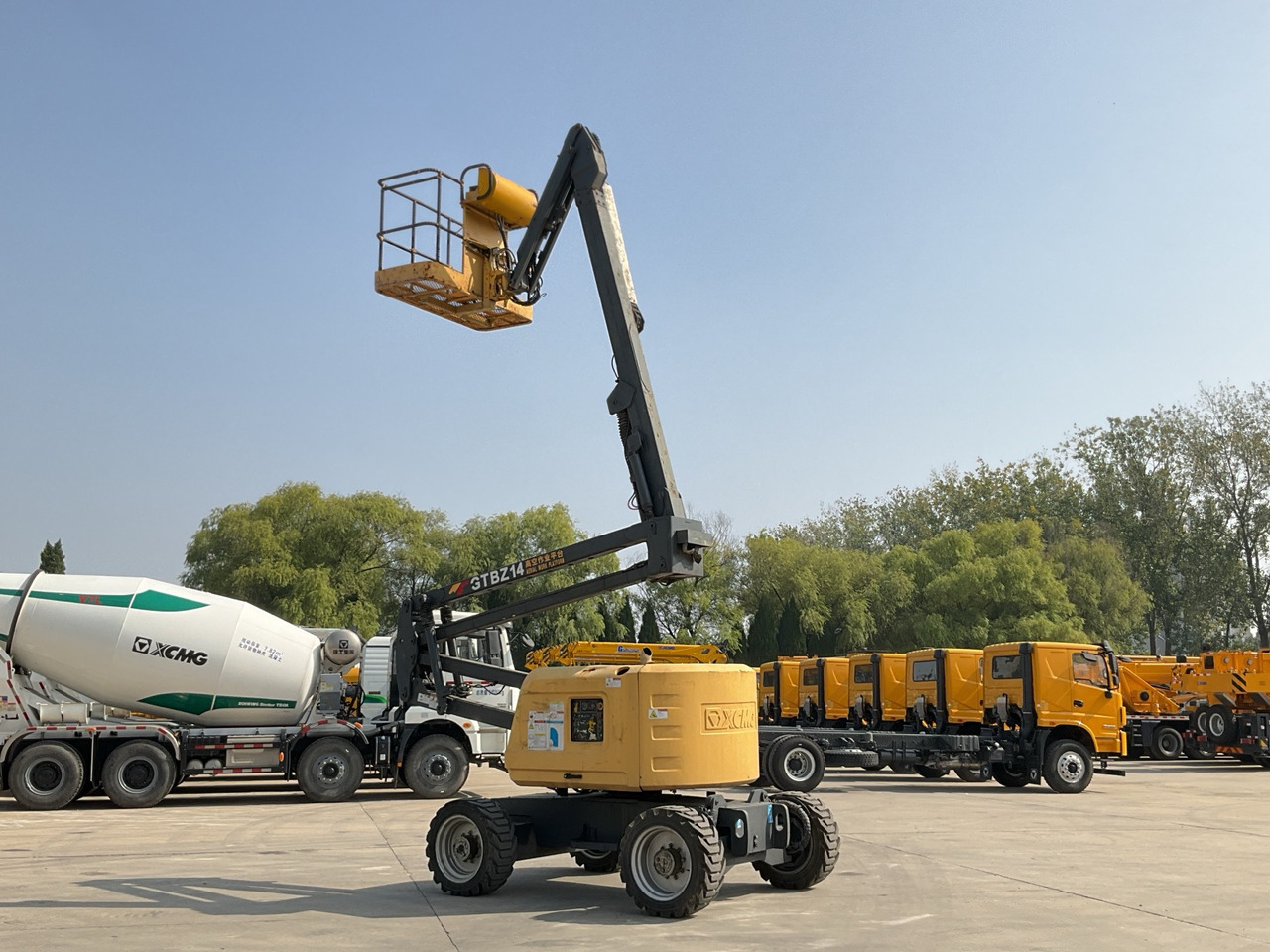 XCMG Official Used Telescopic Boom Lift GTBZ14 14m Aerial Work Platforms For Sale - Xe nâng người nhiều khớp nối: hình 5 XCMG Official Used Telescopic Boom Lift GTBZ14 14m Aerial Work Platforms For Sale - Xe nâng người nhiều khớp nối: hình 5
