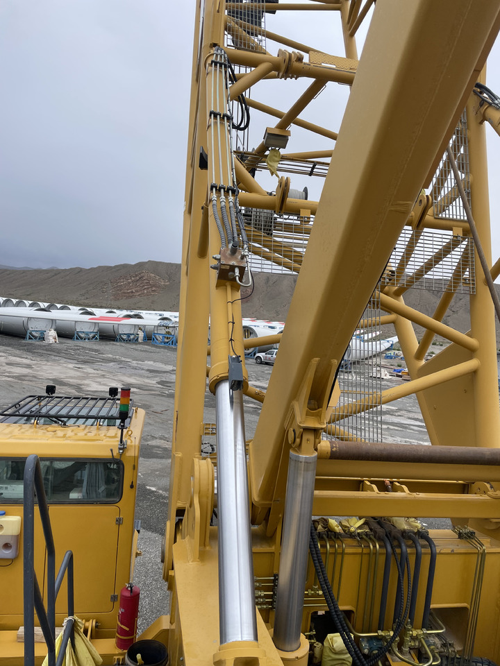 XCMG Official Used Telescopic Crawler Crane XGC11000A 1000 Ton Heavy Duty Lattice Boom Crawler Crane Sale - Cần cẩu bánh xích: hình 4 XCMG Official Used Telescopic Crawler Crane XGC11000A 1000 Ton Heavy Duty Lattice Boom Crawler Crane Sale - Cần cẩu bánh xích: hình 4