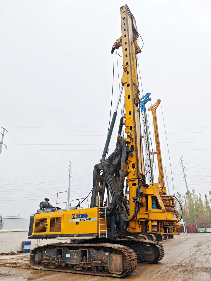XCMG Official XR240E Rotary Drilling Rig Machine Used Diesel Hydraulic Drilling Rig Price - Giàn khoan: hình 3 XCMG Official XR240E Rotary Drilling Rig Machine Used Diesel Hydraulic Drilling Rig Price - Giàn khoan: hình 3
