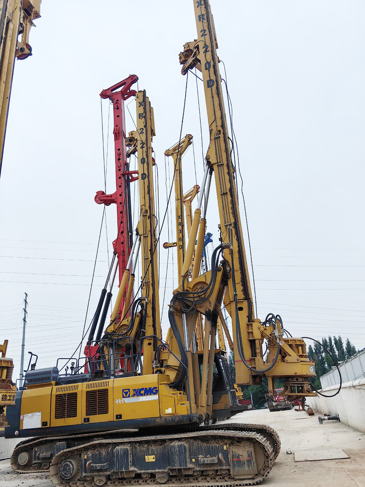 XCMG Offiical Used Rotary Drilling Rigs Drilling Machine XR220D Pile Drilling Rig For Sale - Giàn khoan: hình 3 XCMG Offiical Used Rotary Drilling Rigs Drilling Machine XR220D Pile Drilling Rig For Sale - Giàn khoan: hình 3