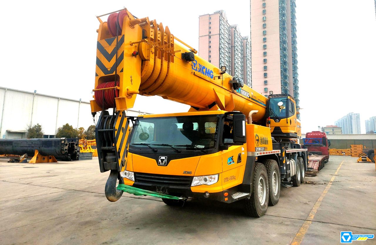 XCMG QY180K5C mobile diesel lift crane price - Cẩu bánh lốp: hình 5 XCMG QY180K5C mobile diesel lift crane price - Cẩu bánh lốp: hình 5