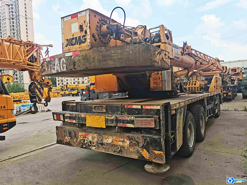 XCMG QY25K-II 25ton 2014 used second hand pickup crane for sale - Cẩu bánh lốp: hình 3 XCMG QY25K-II 25ton 2014 used second hand pickup crane for sale - Cẩu bánh lốp: hình 3