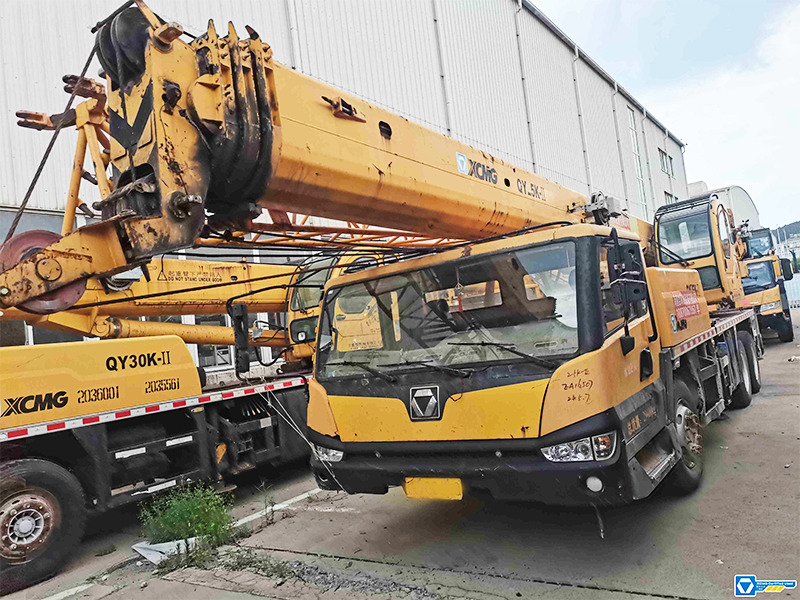 XCMG QY25K-II 25ton 2014 used second hand pickup crane for sale - Cẩu bánh lốp: hình 5 XCMG QY25K-II 25ton 2014 used second hand pickup crane for sale - Cẩu bánh lốp: hình 5