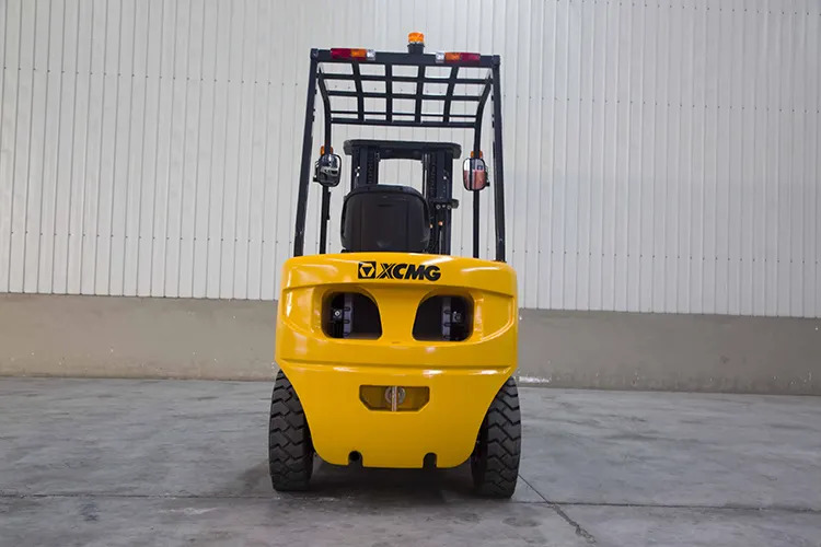 XCMG XCB30 3 ton hydraulic Fork Lift Truck Forklift With Attachments - Xe nâng địa hình gồ ghề: hình 5 XCMG XCB30 3 ton hydraulic Fork Lift Truck Forklift With Attachments - Xe nâng địa hình gồ ghề: hình 5