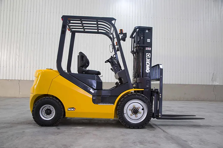 XCMG XCB30 3 ton hydraulic Fork Lift Truck Forklift With Attachments - Xe nâng địa hình gồ ghề: hình 4 XCMG XCB30 3 ton hydraulic Fork Lift Truck Forklift With Attachments - Xe nâng địa hình gồ ghề: hình 4