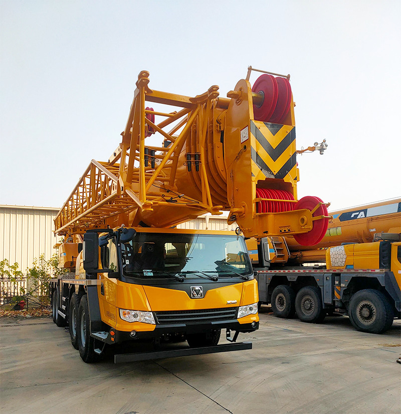 XCMG XCT100L7-I 100ton used pickup mobile hoist crane price - Cẩu bánh lốp: hình 5 XCMG XCT100L7-I 100ton used pickup mobile hoist crane price - Cẩu bánh lốp: hình 5