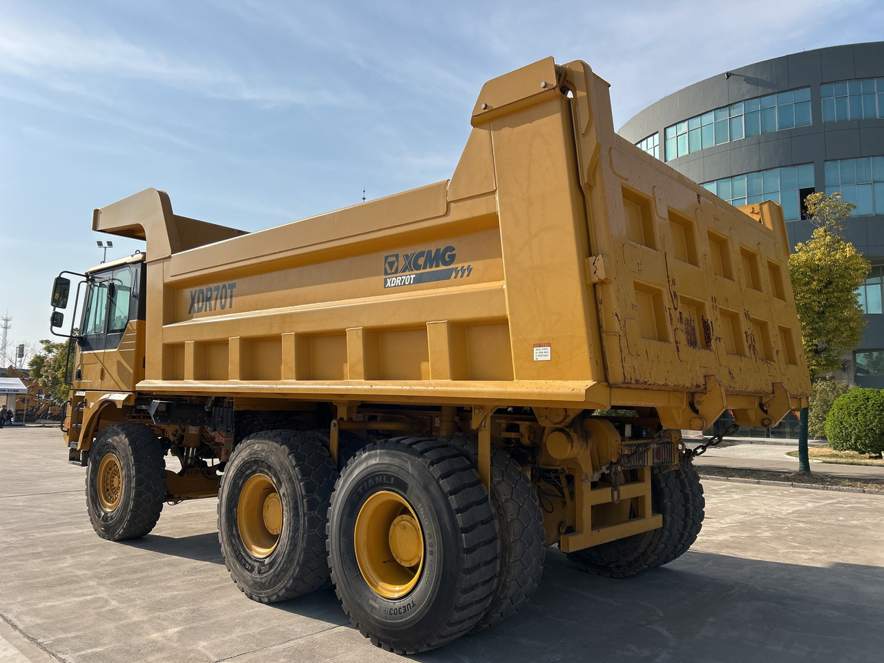 XCMG XDR70T second hand mining dump truck price - Máy móc đào mỏ: hình 4 XCMG XDR70T second hand mining dump truck price - Máy móc đào mỏ: hình 4