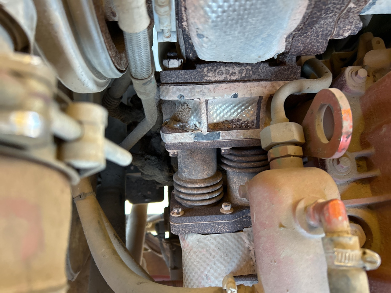 XCMG XDR80T 80ton used diesel mining truck price - Máy móc đào mỏ: hình 5 XCMG XDR80T 80ton used diesel mining truck price - Máy móc đào mỏ: hình 5