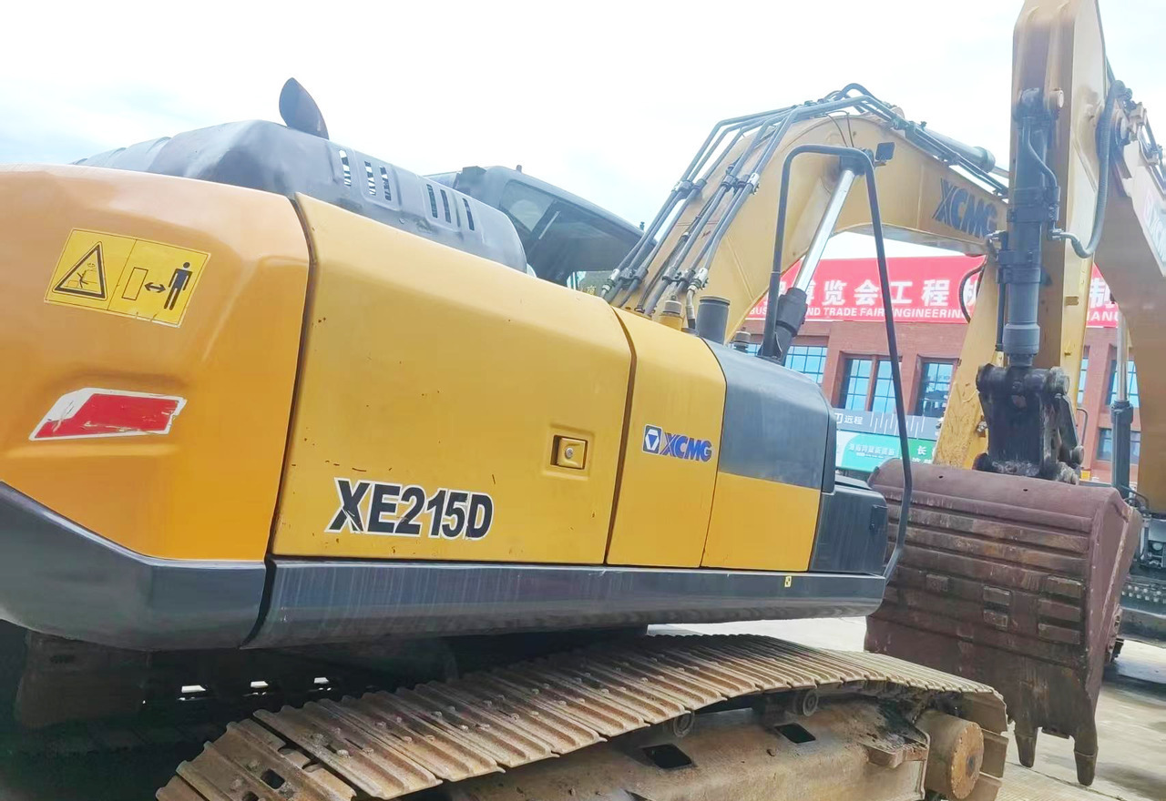 XCMG XE215DA 20ton medium used crawler excavator hydraulic price - Máy xúc bánh xích: hình 4 XCMG XE215DA 20ton medium used crawler excavator hydraulic price - Máy xúc bánh xích: hình 4