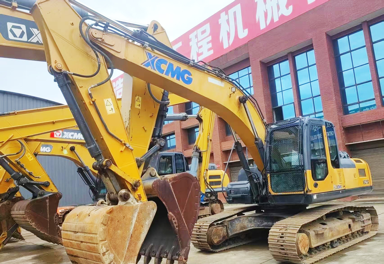 XCMG XE215DA 20ton medium used crawler excavator hydraulic price - Máy xúc bánh xích: hình 2 XCMG XE215DA 20ton medium used crawler excavator hydraulic price - Máy xúc bánh xích: hình 2